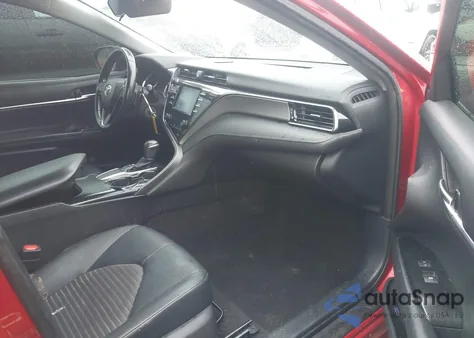 2019 Toyota Camry L/Le/Xle/Se/Xse из США, поврежденный, VIN 4T1B11HK1KU211409